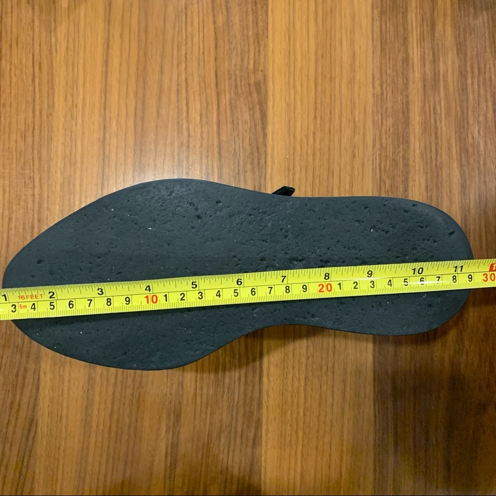 Man’s shoes - Picture 6 of 6